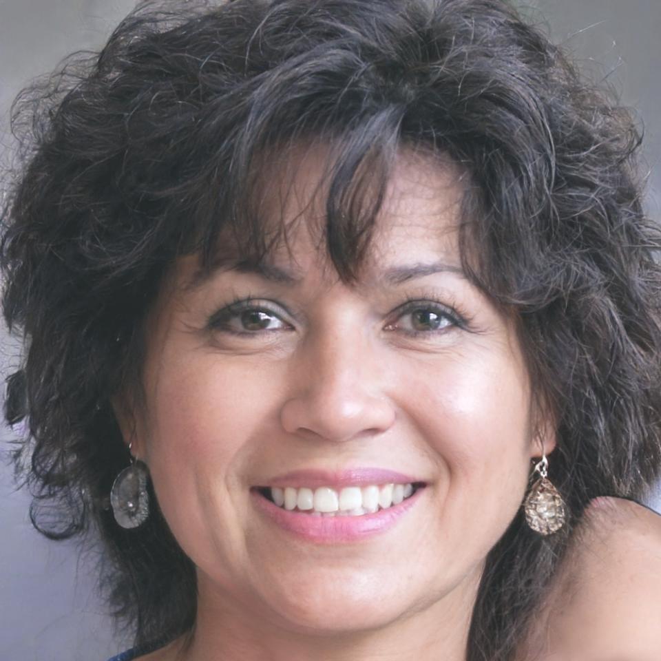 Instructora especialista en análisis financiero